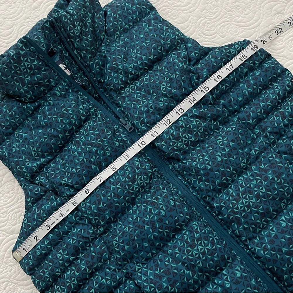 Lands End Women’s Down Filled Puffer Vest Sz MP (10-12) - Picture 7 of 13
